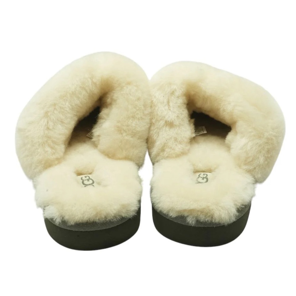 UGG® Women’s Cozy Knit Slipper in Charcoal Like New - Picture 4 of 15